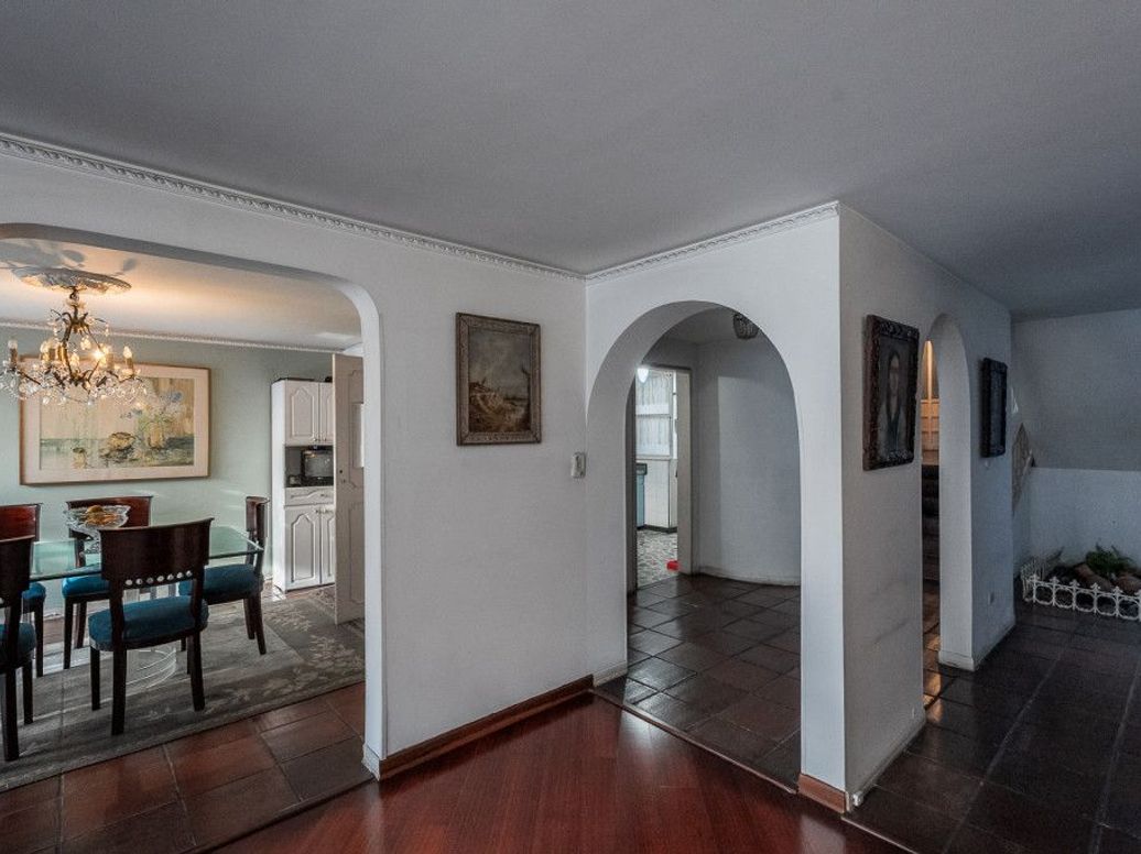 Casa de 4 alcobas en venta en Molinos Norte, Bogotá, 281 m² · foto 12 de 20
