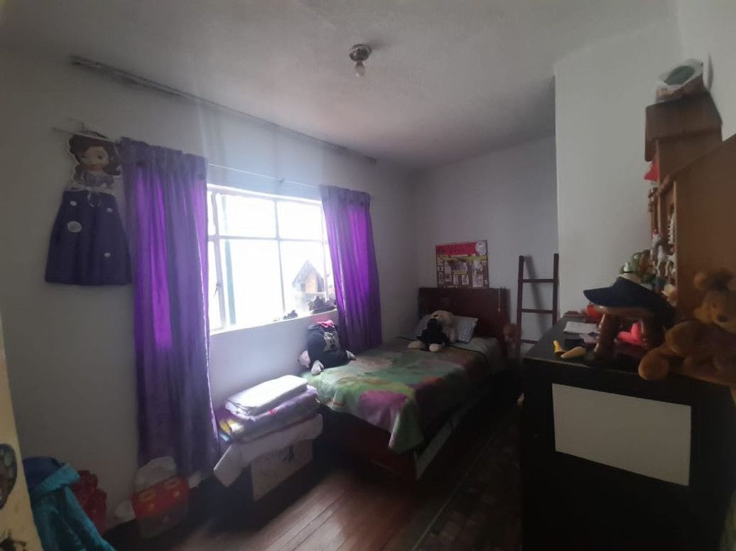 Casa de 8 alcobas en venta en Ub. Avenida Decima, Bogotá, 306 m² · foto 13 de 20