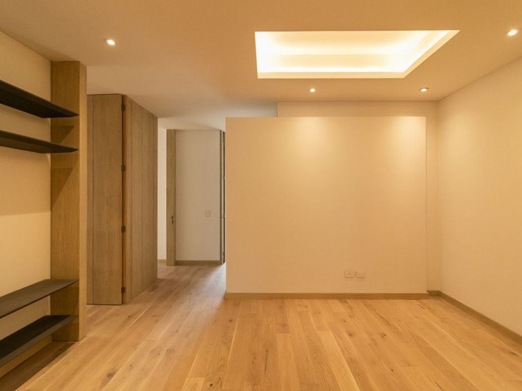 Apartamento de 3 alcobas en venta en Chico, Bogotá, 262 m² · foto 10 de 20