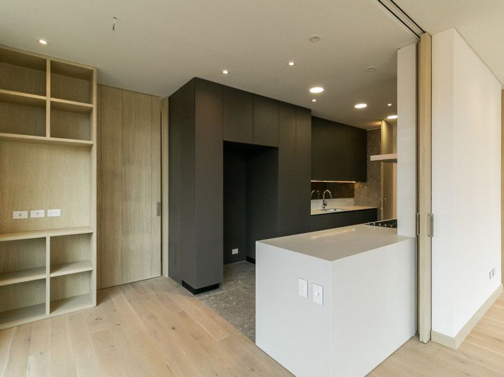 Apartamento de 3 alcobas en venta en Chico, Bogotá, 262 m² · foto 7 de 20
