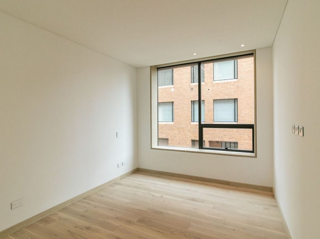 Apartamento de 3 alcobas en venta en Chico, Bogotá, 262 m² · foto 12 de 20