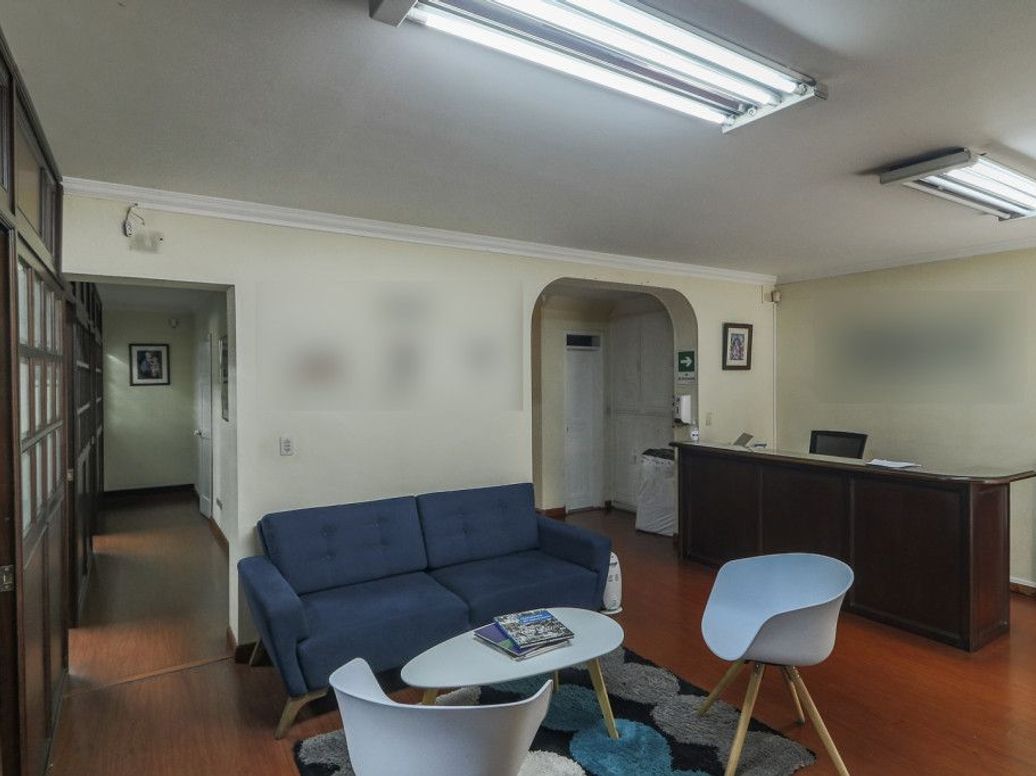 Casa de 5 alcobas en venta en Quinta Camacho, Bogotá, 405 m² · foto 4 de 20