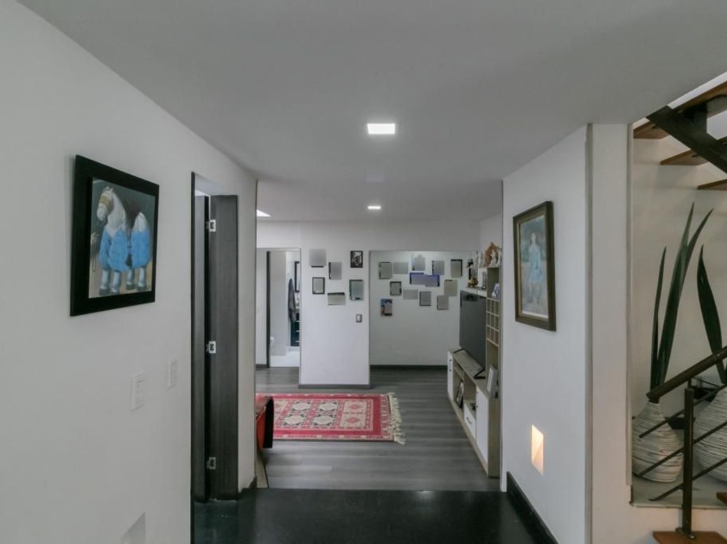 Casa de 5 alcobas en arriendo en Rincon Del Chicó, Bogotá, 290 m² · foto 7 de 20