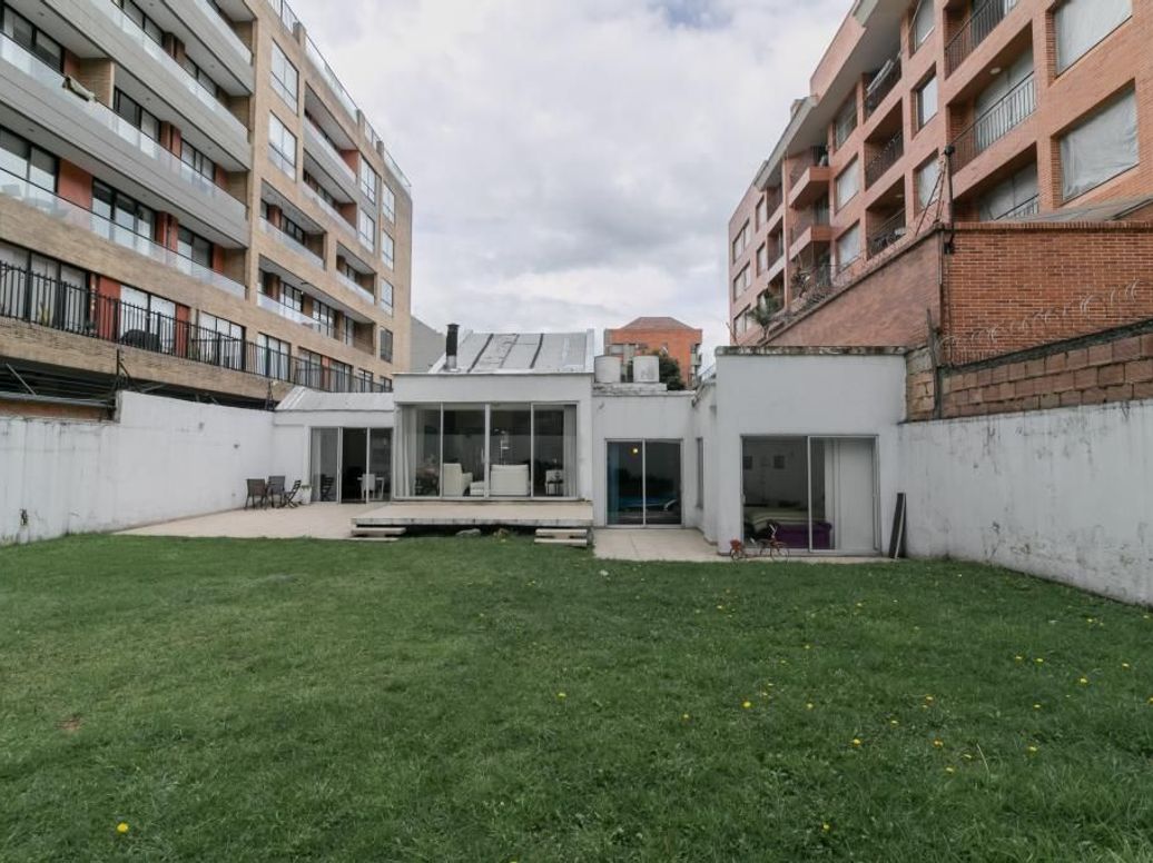 Casa de 5 alcobas en venta en Rincon Del Chicó, Bogotá, 290 m² · foto 3 de 20