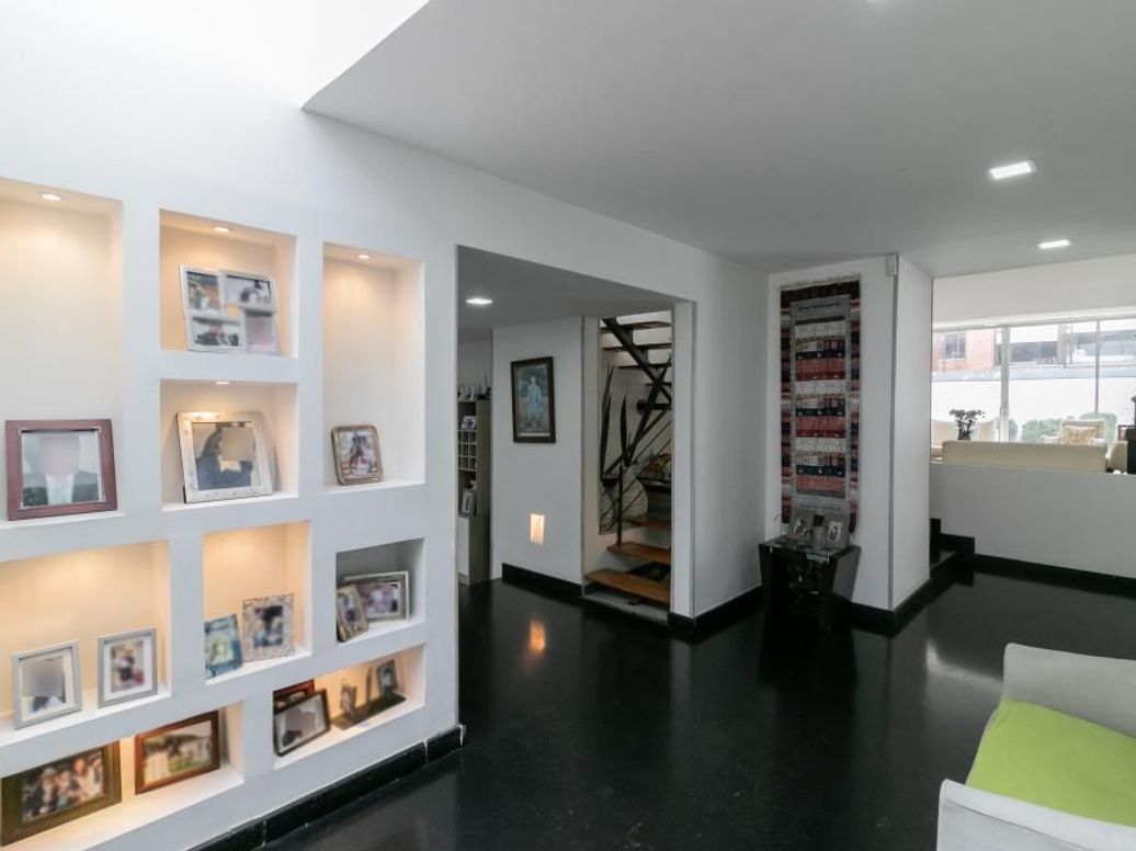 Casa de 5 alcobas en venta en Rincon Del Chicó, Bogotá, 290 m² · foto 8 de 20