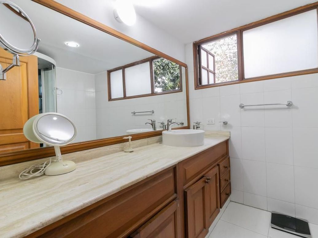 Casa de 5 alcobas en venta en Niza Suba, Bogotá, 266 m² · foto 17 de 20