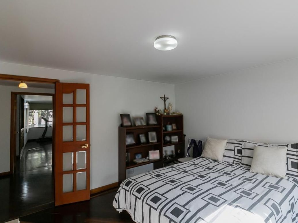 Casa de 5 alcobas en venta en Niza Suba, Bogotá, 266 m² · foto 13 de 20