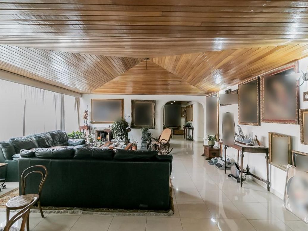 Apartamento de 3 alcobas en venta en Santa Barbara Occidental, Bogotá, 245 m² · foto 12 de 20