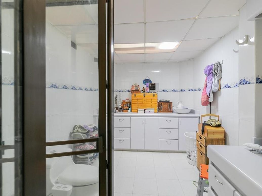 Apartamento de 3 alcobas en venta en Santa Barbara Occidental, Bogotá, 245 m² · foto 15 de 20