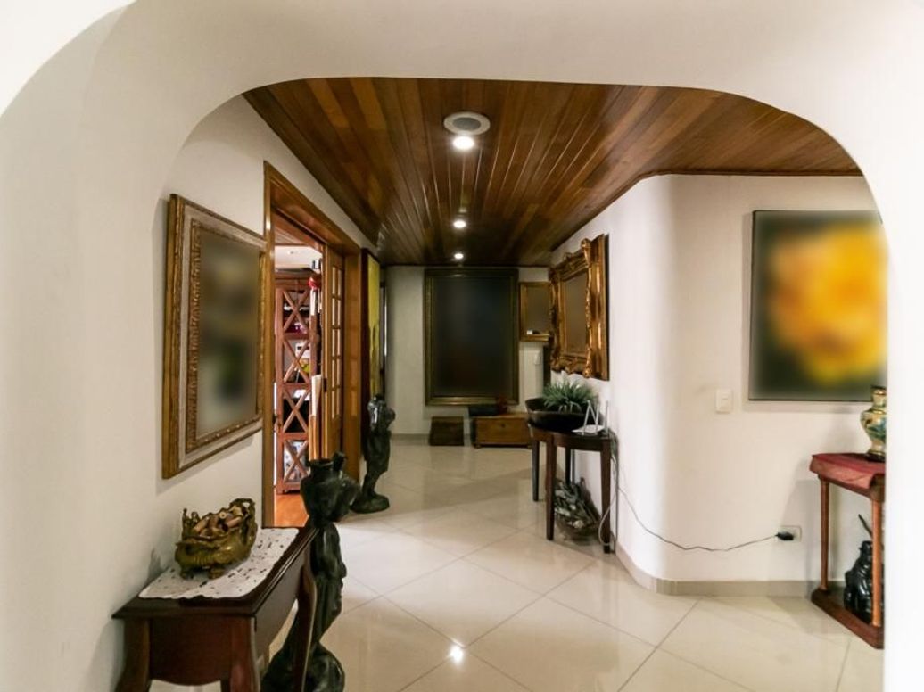 Apartamento de 3 alcobas en venta en Santa Barbara Occidental, Bogotá, 245 m² · foto 6 de 20