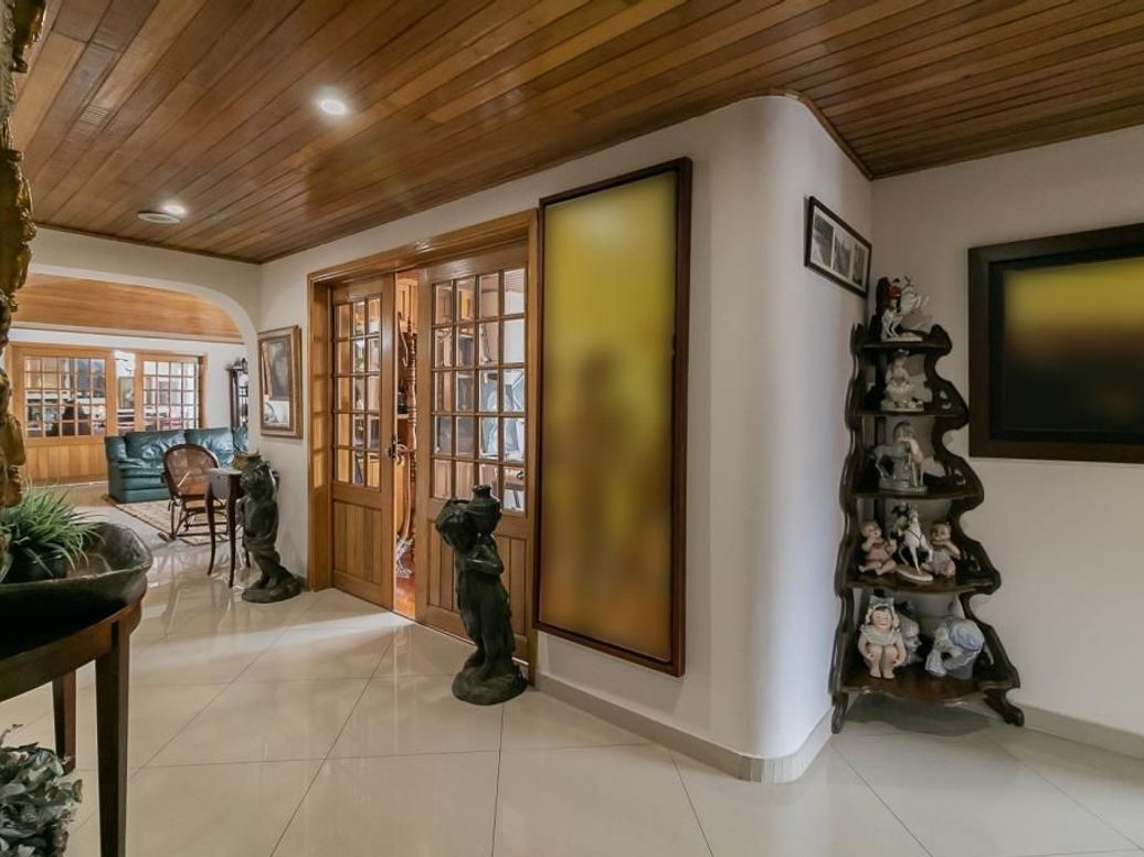 Apartamento de 3 alcobas en venta en Santa Barbara Occidental, Bogotá, 245 m² · foto 20 de 20