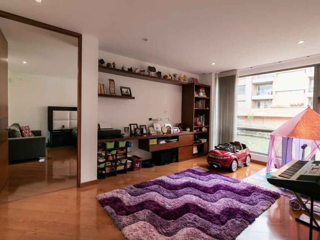Apartamento de 3 alcobas en venta en El Plan, Bogotá, 223 m² · foto 16 de 20