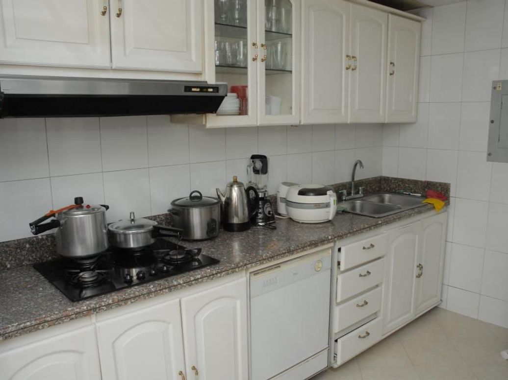 Apartamento de 4 alcobas en venta en Santa Barbara Central, Bogotá, 166 m² · foto 16 de 20