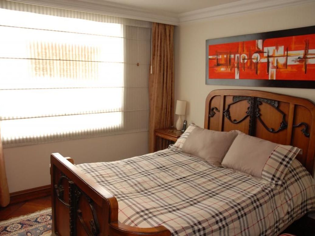 Apartamento de 4 alcobas en venta en Santa Barbara Central, Bogotá, 166 m² · foto 6 de 20