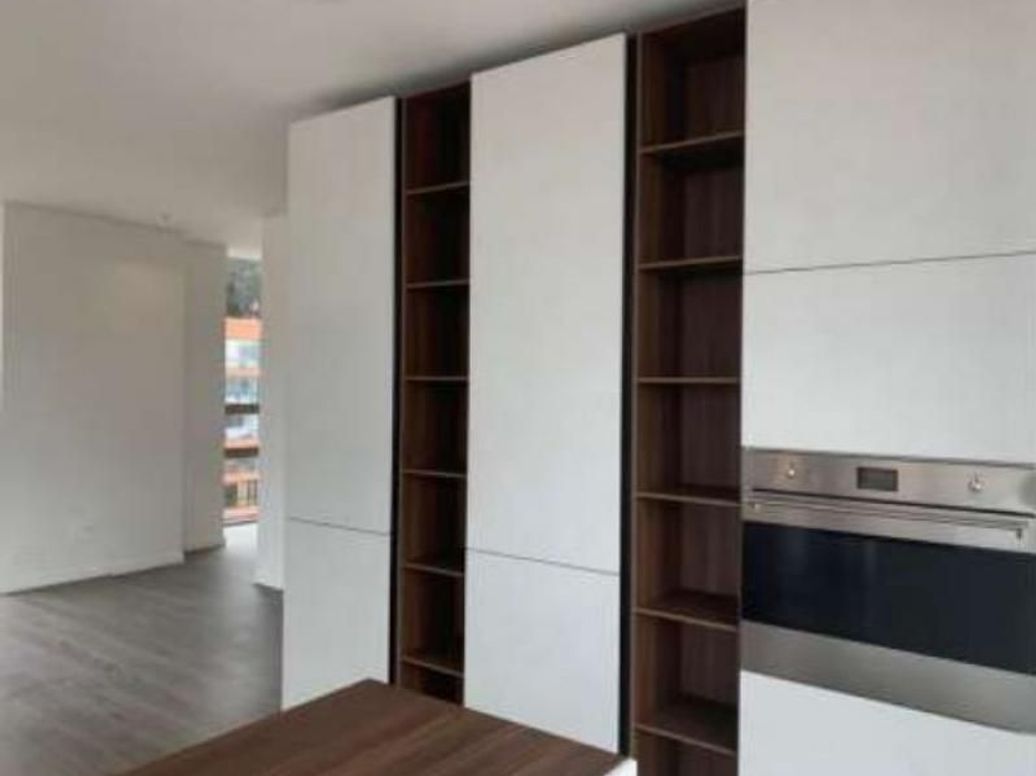 Apartamento de 2 alcobas en venta en Chico, Bogotá, 172 m² · foto 10 de 20