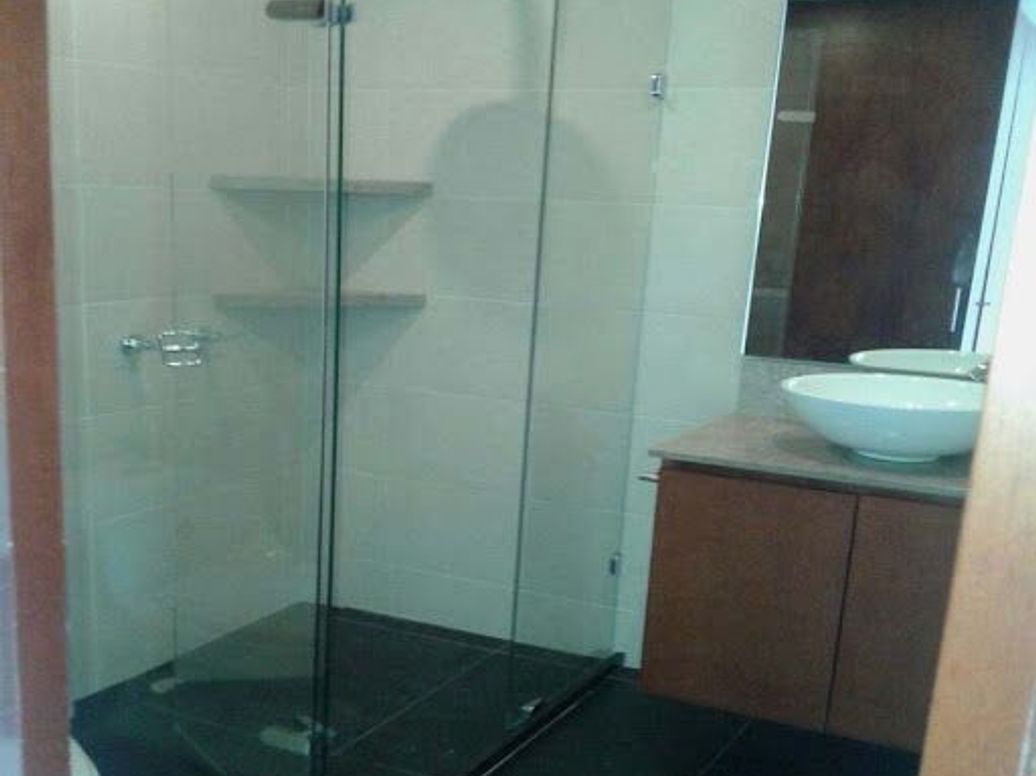 Apartamento de 3 alcobas en venta en Los Rosales, Bogotá, 202 m² · foto 11 de 13