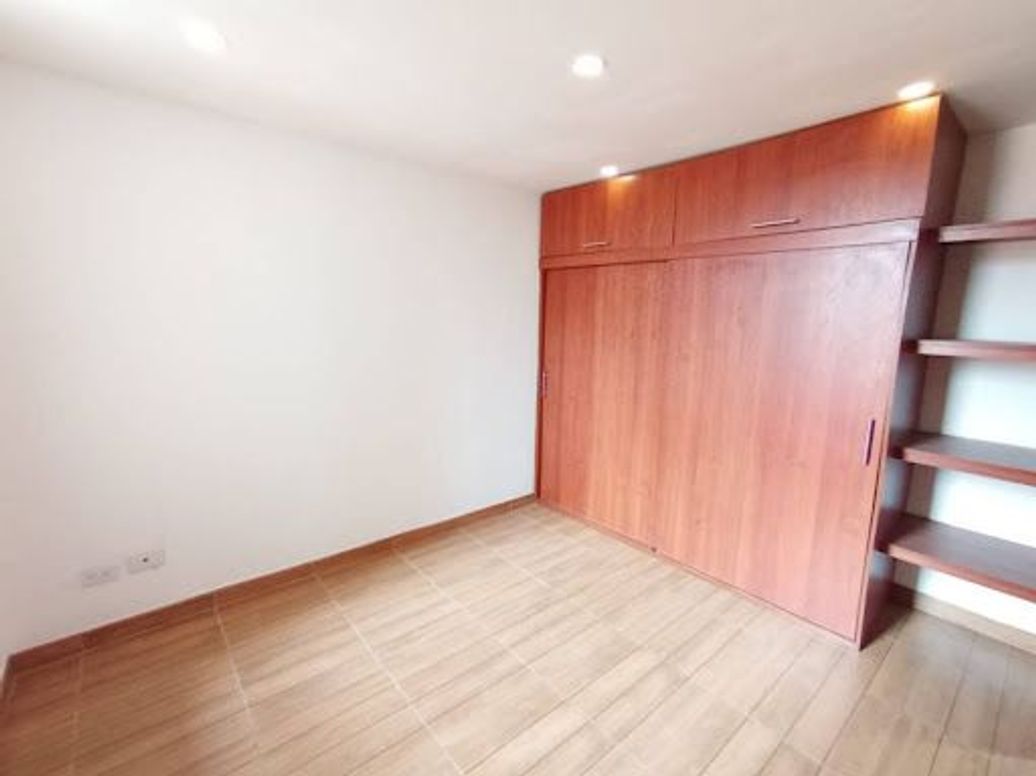 Apartamento de 2 alcobas en venta en Parque Central Tintal I Y Ii, Bogotá, 43 m² · foto 5 de 10