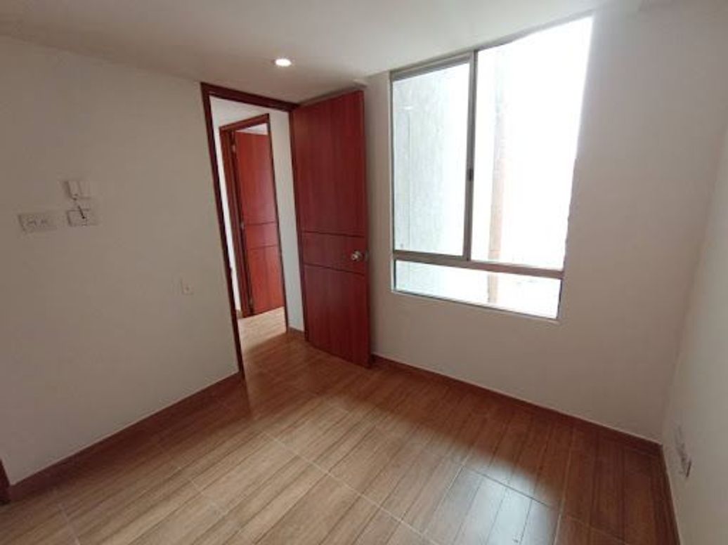 Apartamento de 2 alcobas en venta en Parque Central Tintal I Y Ii, Bogotá, 43 m² · foto 9 de 10
