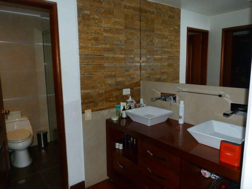 Apartamento de 3 alcobas en venta en Bellavista, Bogotá, 220 m² · foto 11 de 16