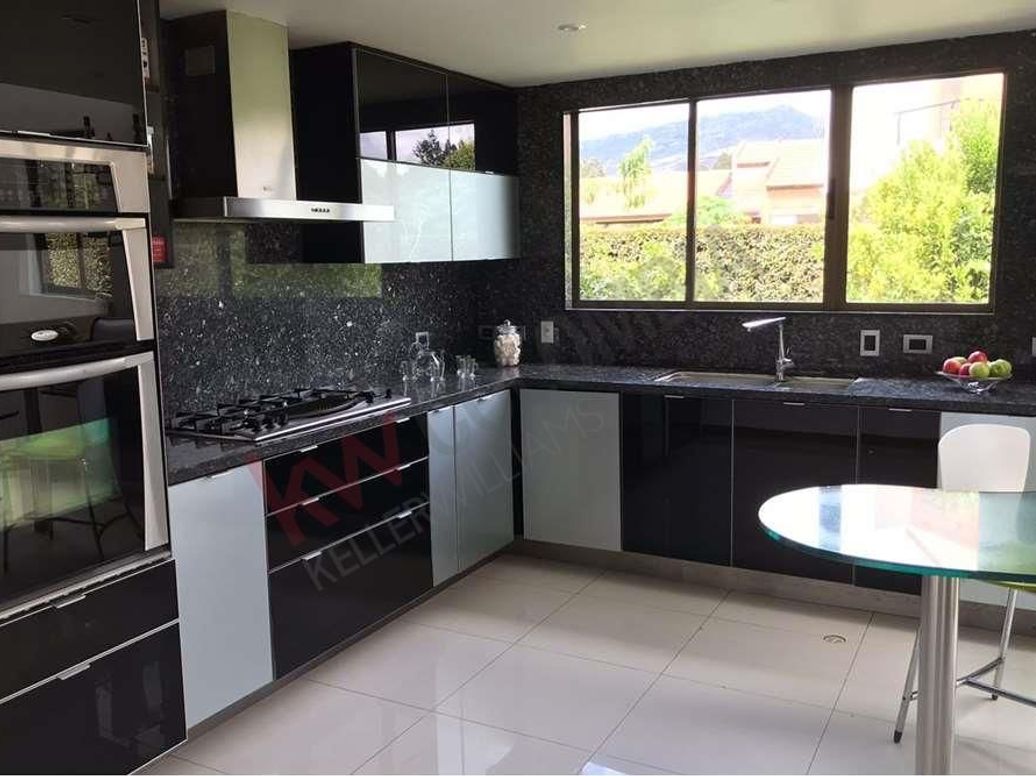 Casa de 4 alcobas en venta en Guaymaral, Bogotá, 321 m² · foto 13 de 18