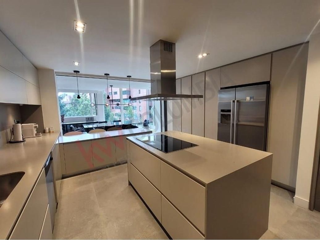 Apartamento de 2 alcobas en venta en El Retiro, Bogotá, 212 m² · foto 10 de 20