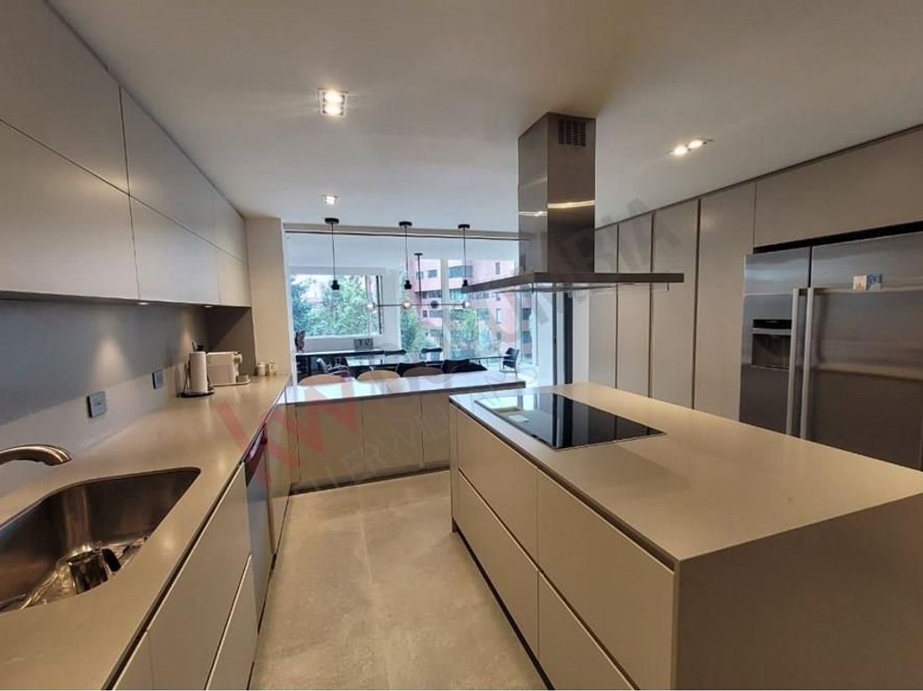 Apartamento de 2 alcobas en venta en El Retiro, Bogotá, 212 m² · foto 8 de 20