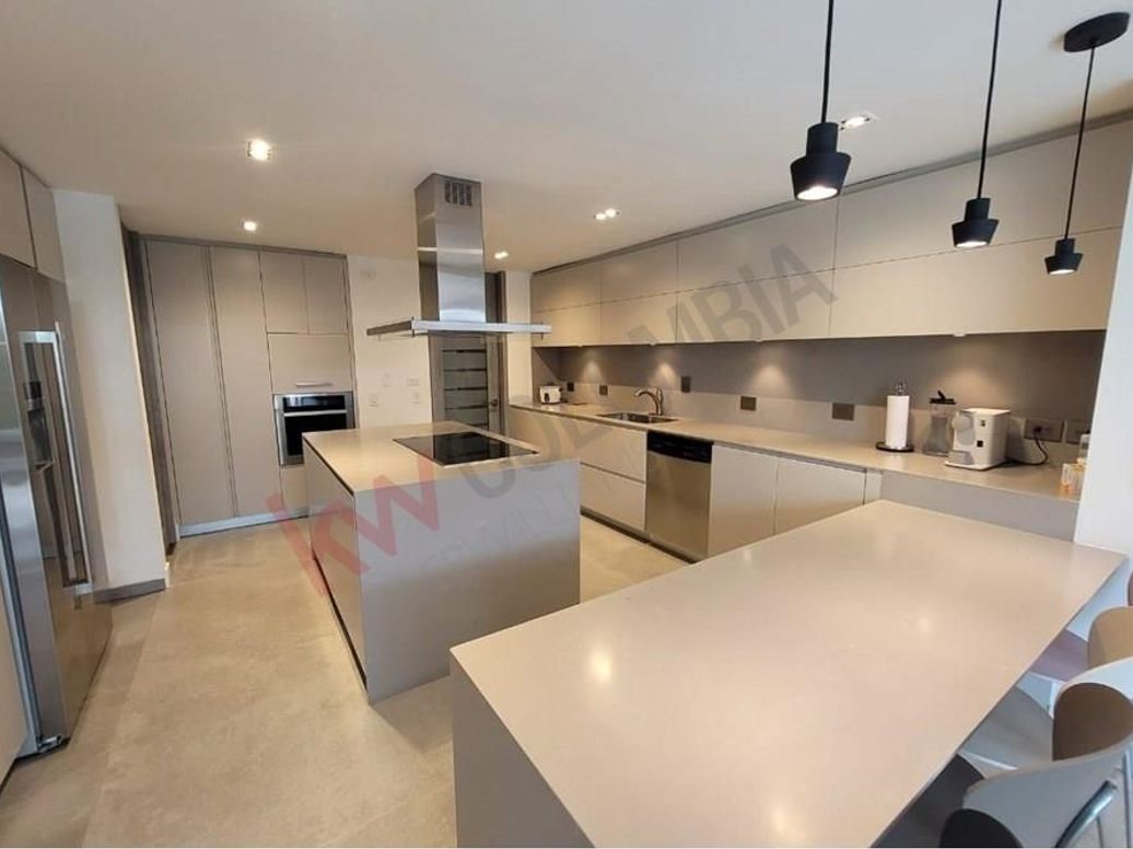 Apartamento de 2 alcobas en venta en El Retiro, Bogotá, 212 m² · foto 9 de 20