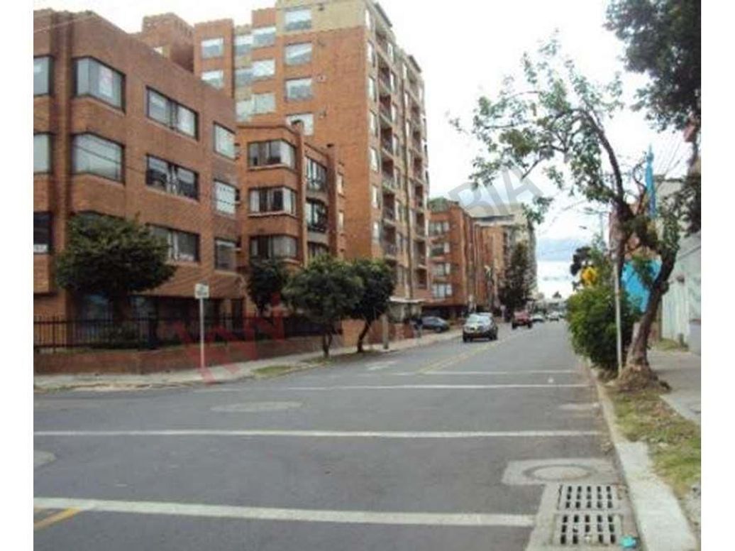 Apartamento de 4 alcobas en venta en Chico Norte Et. Iii, Bogotá, 170 m² · foto 4 de 20