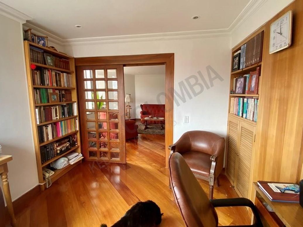 Apartamento de 3 alcobas en venta en Colina Campestre, Bogotá, 156 m² · foto 4 de 20