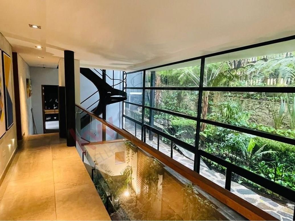Casa de 4 alcobas en venta en Santa Ana, Bogotá, 1410 m² · foto 3 de 20