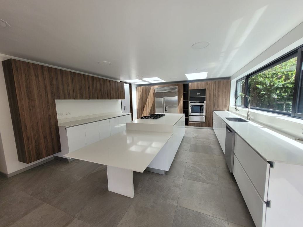 Apartamento de 4 alcobas en venta en El Seminario, Bogotá, 510 m² · foto 2 de 20