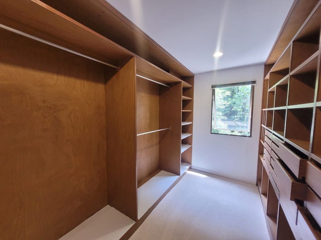 Apartamento de 3 alcobas en venta en El Refugio, Bogotá, 362 m² · foto 14 de 18