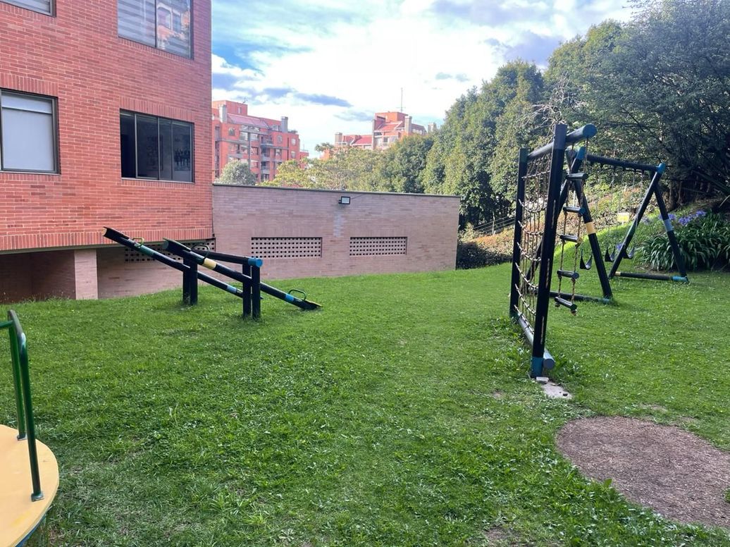 Apartamento de 3 alcobas en venta en Bella Suiza, Bogotá, 159 m² · foto 5 de 20