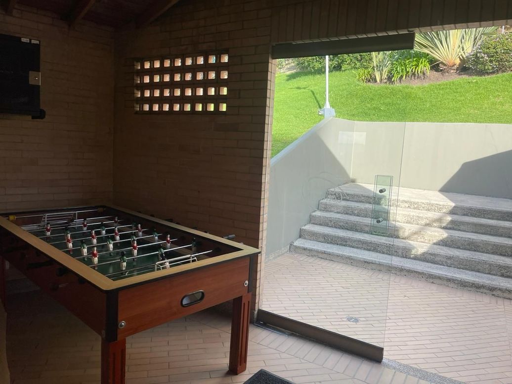 Apartamento de 3 alcobas en venta en Bella Suiza, Bogotá, 159 m² · foto 6 de 20