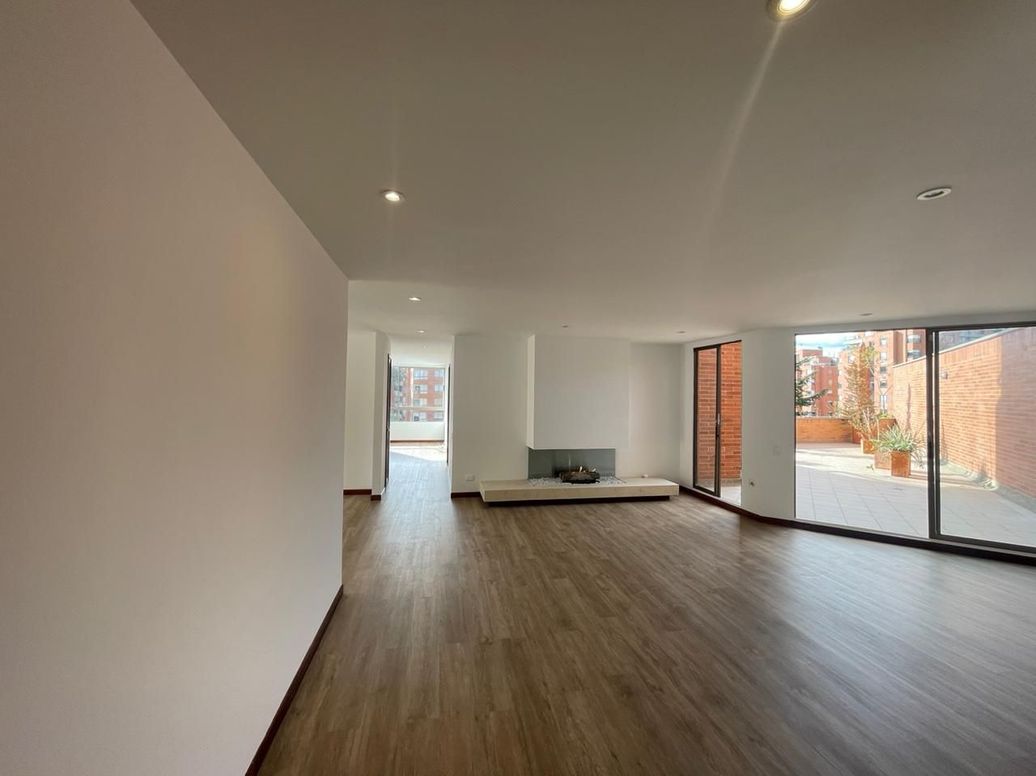 Apartamento de 3 alcobas en venta en Bella Suiza, Bogotá, 159 m² · foto 15 de 20