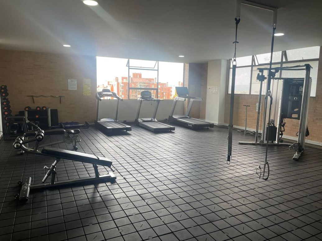 Apartamento de 3 alcobas en venta en Bella Suiza, Bogotá, 159 m² · foto 8 de 20
