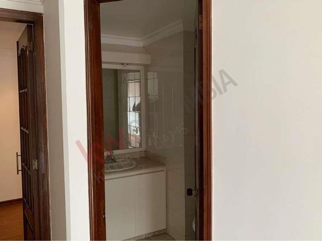 Apartamento de 4 alcobas en venta en Chicó Norte, Bogotá, 171 m² · foto 10 de 20