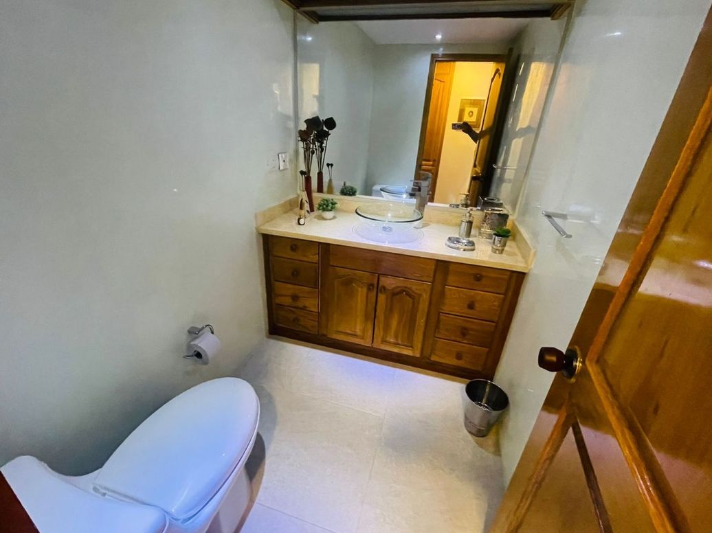 Apartamento de 3 alcobas en venta en El Refugio, Bogotá, 240 m² · foto 15 de 20