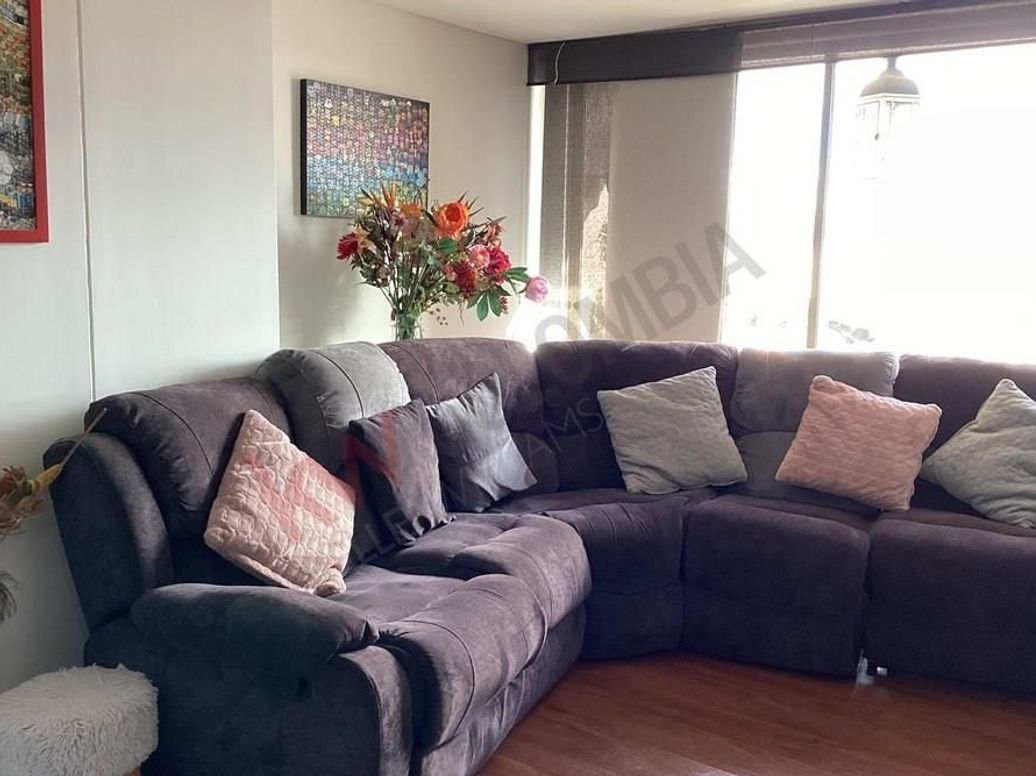 Apartamento de 4 alcobas en venta en Julio Flórez, Bogotá, 280 m² · foto 2 de 20