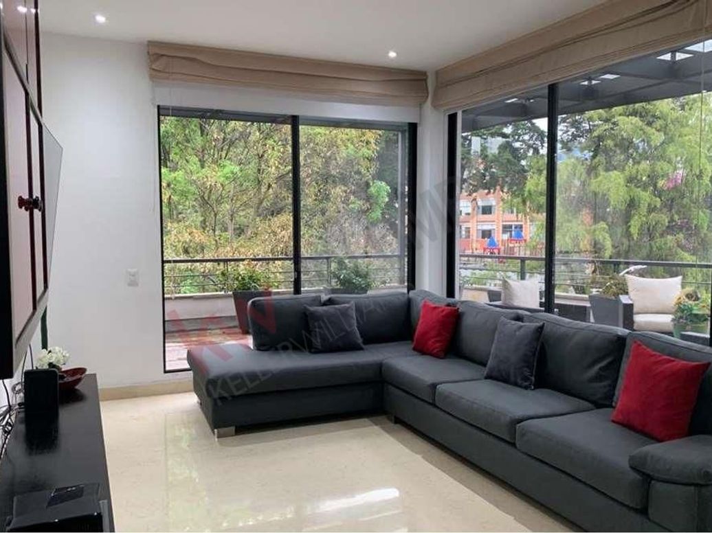 Casa de 3 alcobas en venta en Calatrava, Bogotá, 363 m² · foto 3 de 20