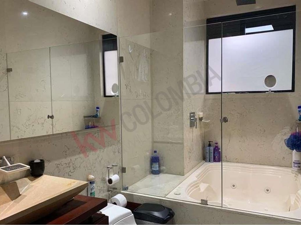 Casa de 3 alcobas en venta en Calatrava, Bogotá, 363 m² · foto 6 de 20