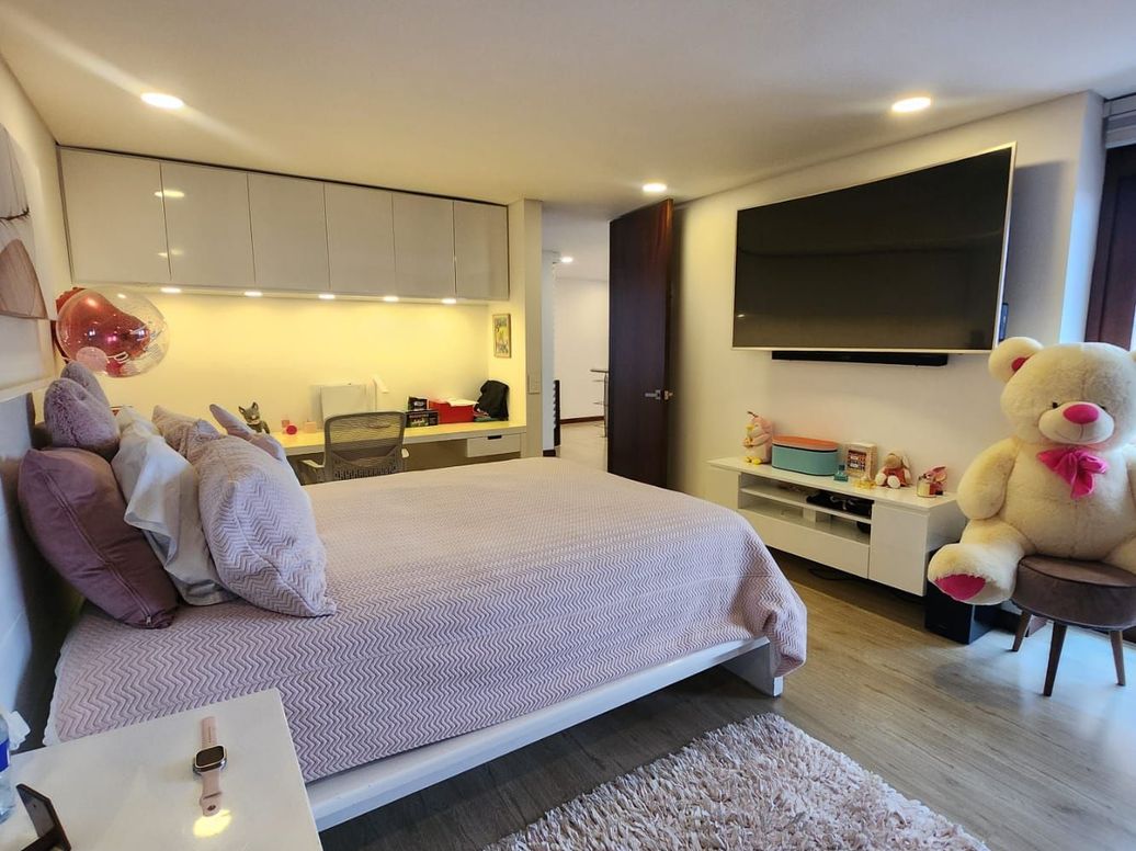 Casa de 4 alcobas en venta en Bosque De Pinos, Bogotá, 292 m² · foto 7 de 20