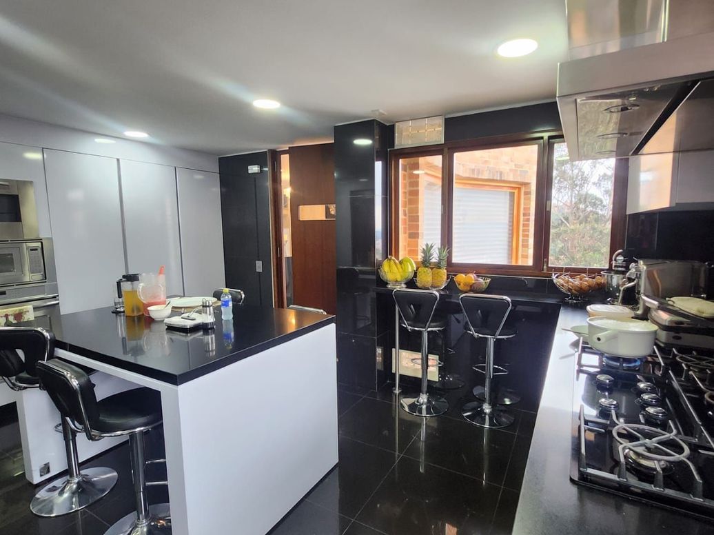 Casa de 4 alcobas en venta en Bosque De Pinos, Bogotá, 292 m² · foto 13 de 20