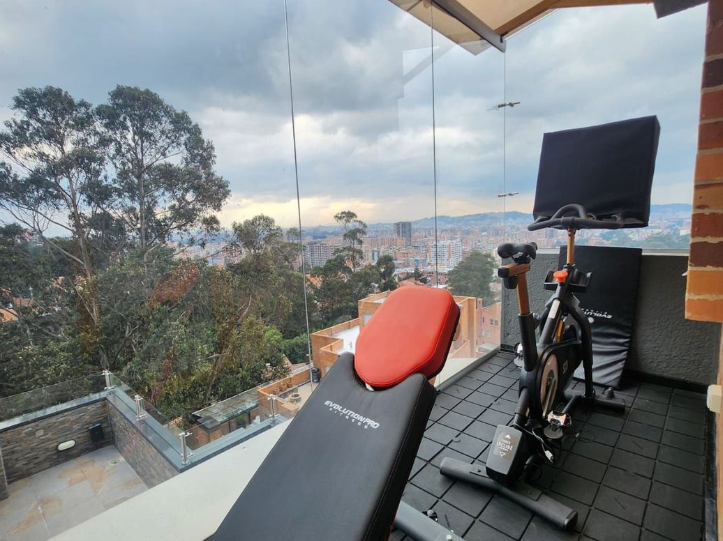 Casa de 4 alcobas en venta en Bosque De Pinos, Bogotá, 292 m² · foto 4 de 20