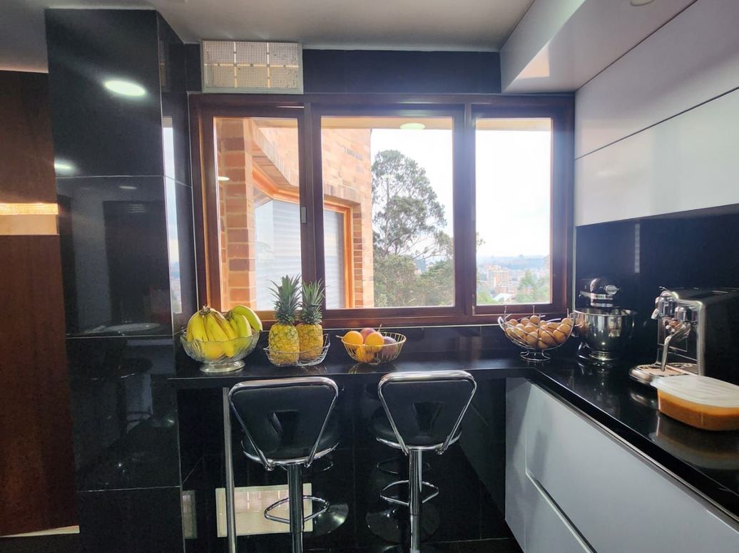 Casa de 4 alcobas en venta en Bosque De Pinos, Bogotá, 292 m² · foto 14 de 20