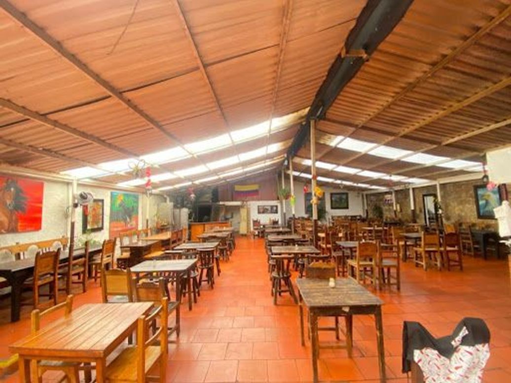 Casa de 1 alcoba en venta en Centro Administrativo, Bogotá, 864 m² · foto 12 de 20