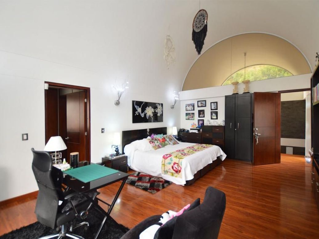 Casa de 4 alcobas en venta en El Vergel, Bogotá, 400 m² · foto 15 de 20