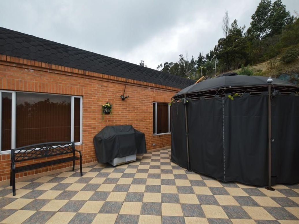 Casa de 4 alcobas en venta en El Vergel, Bogotá, 400 m² · foto 17 de 20