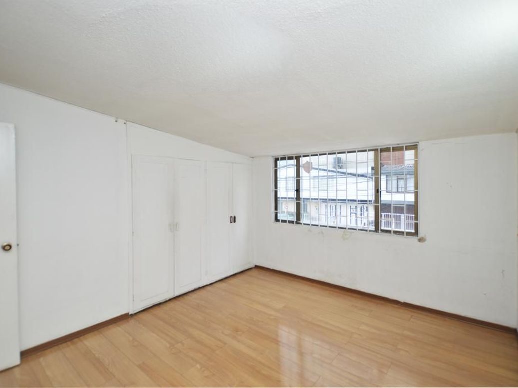 Casa de 4 alcobas en venta en La Castellana, Bogotá, 240 m² · foto 16 de 20