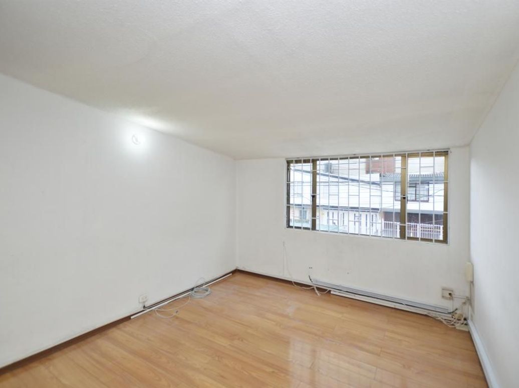 Casa de 4 alcobas en venta en La Castellana, Bogotá, 240 m² · foto 14 de 20